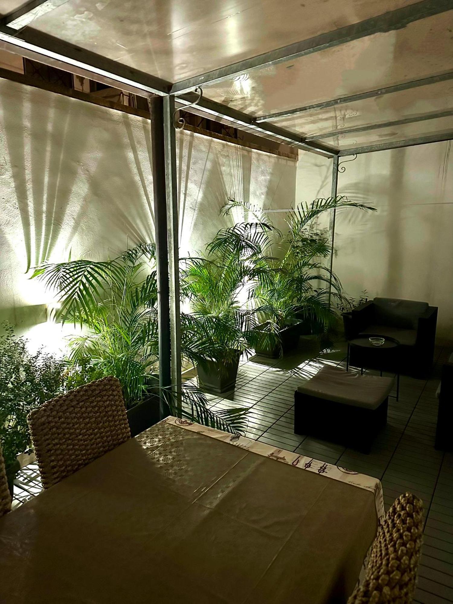 Imbriani Guest House บารี ภายนอก รูปภาพ